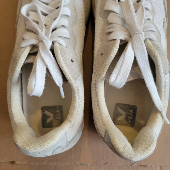 Veja Rio Branco Size 8 Sneakers - Picture 11 of 13